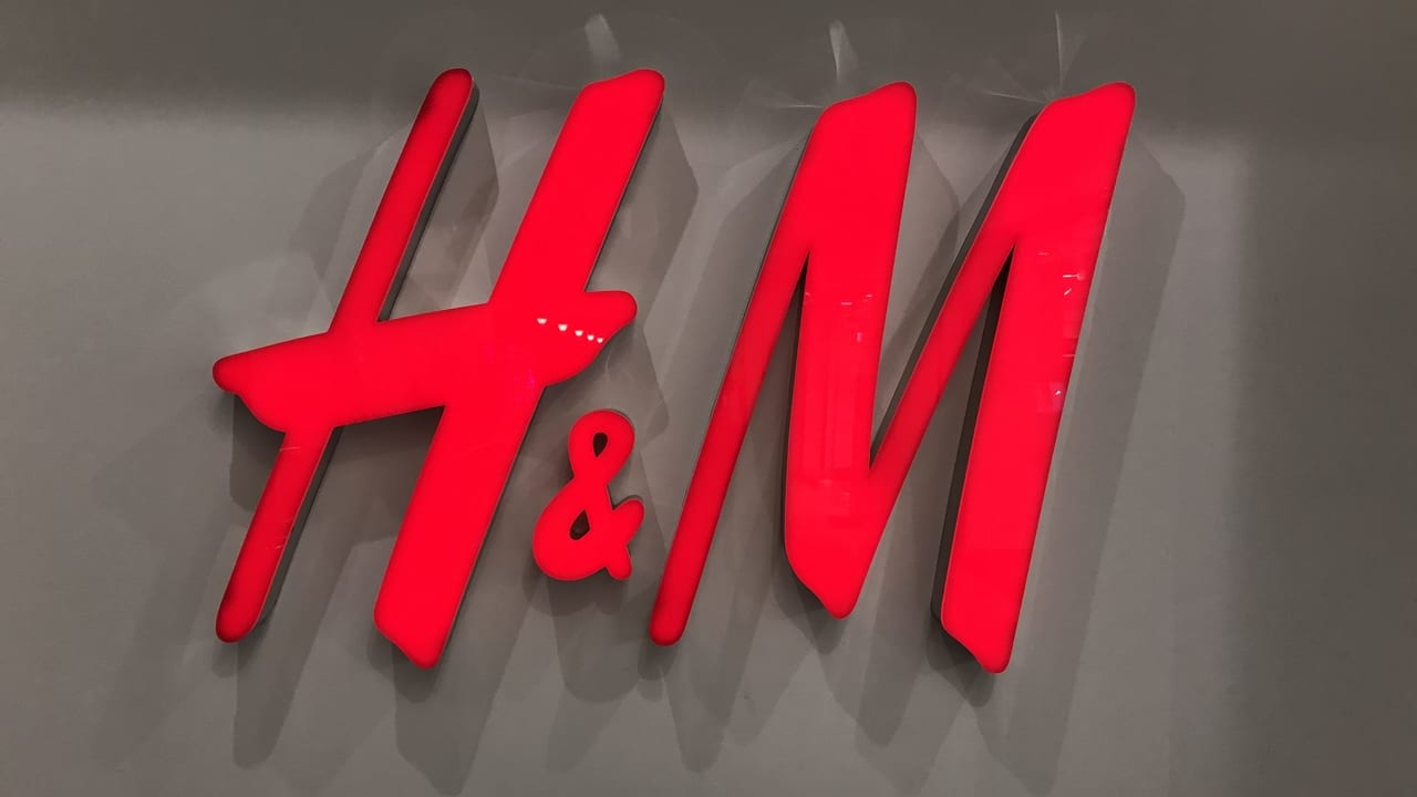 H&Mロゴ