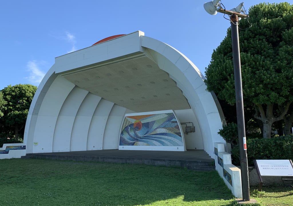 三笠公園の野外ステージ